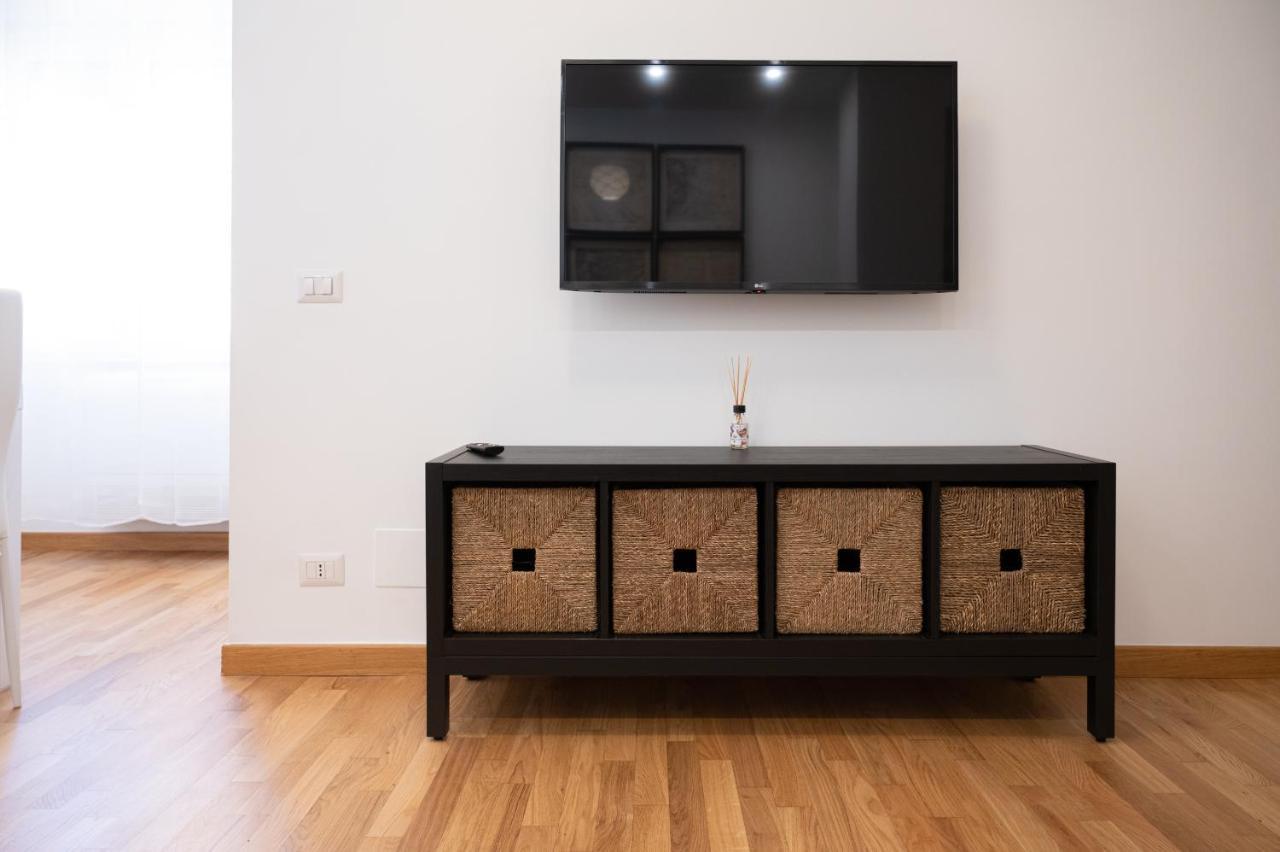 Residenza Lualdi Apartment โรม ภายนอก รูปภาพ